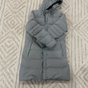 Helly Hansen Black Puffer Jacket